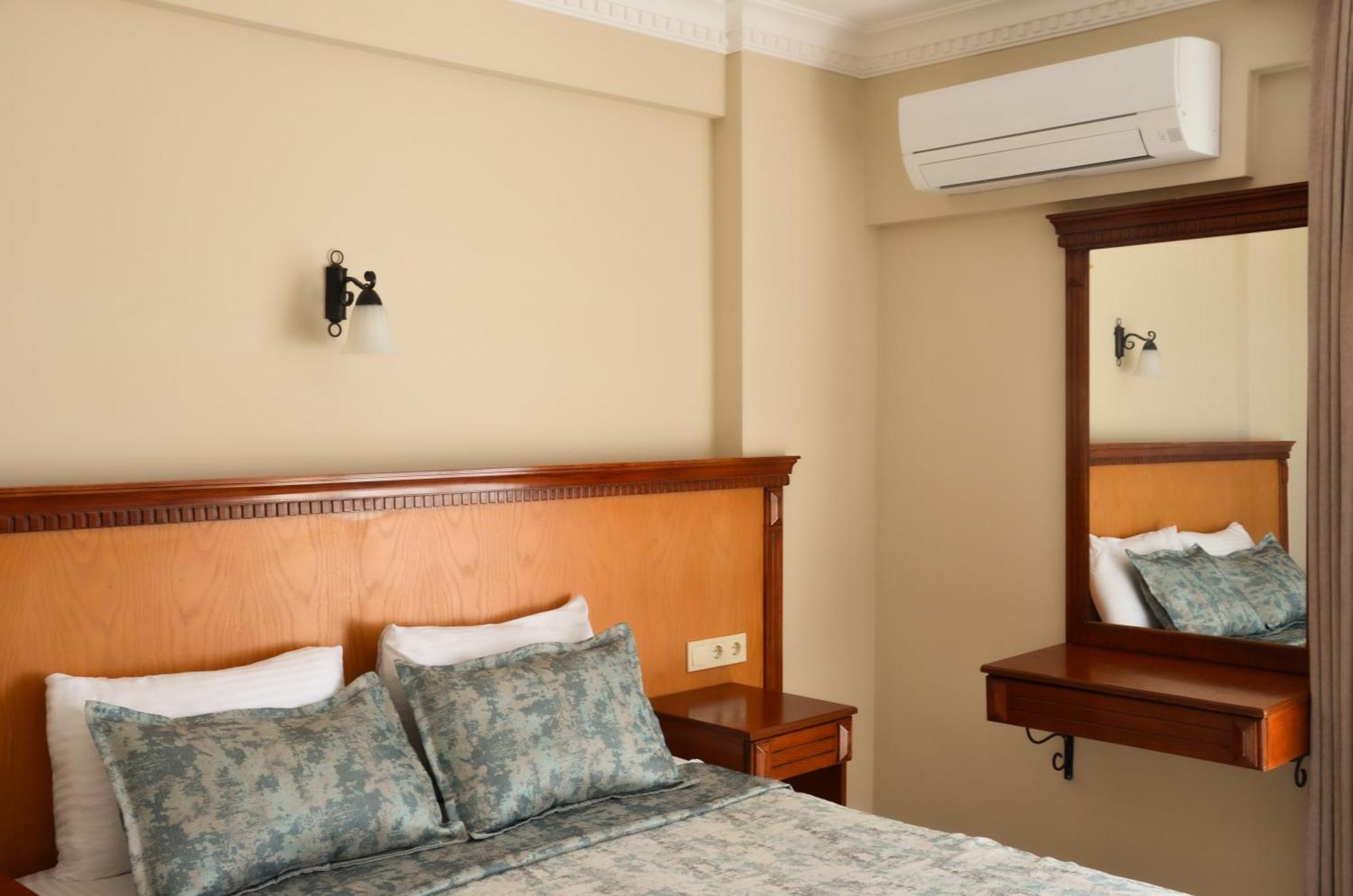 Rosy Suites Hotel คูซาดาซี ภายนอก รูปภาพ